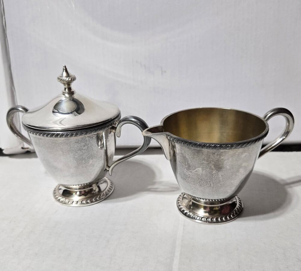 Vintage Oneida Community Silverplate Creamer & Lidded Sugar Bowl Set